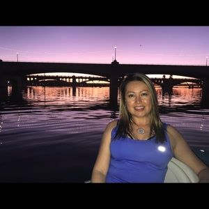 Meet your Posher, Sandra